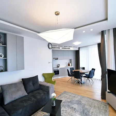 In Ziza, Rooftop Swimming Pool