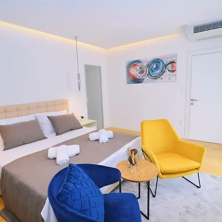 Apartment In Ziza, Rooftop Swimming Pool Opatija