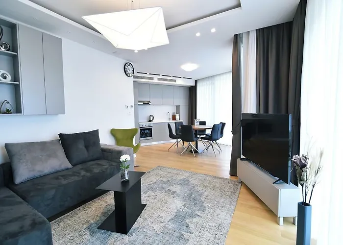 Apartman In Ziza, Rooftop Swimming Pool