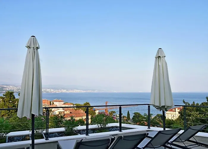 Apartman In Ziza, Rooftop Swimming Pool Opatija