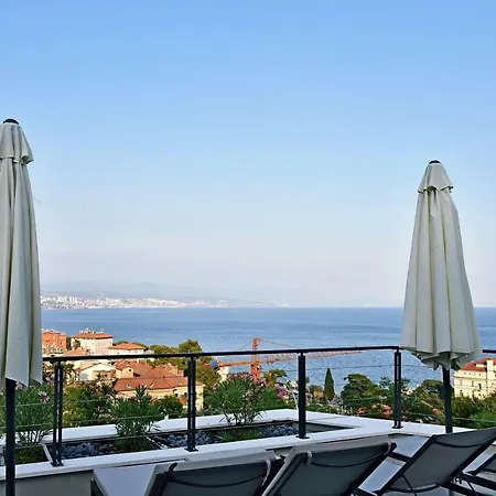 Apartment In Ziza Opatija