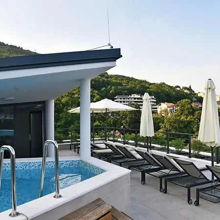 In Ziza * Opatija