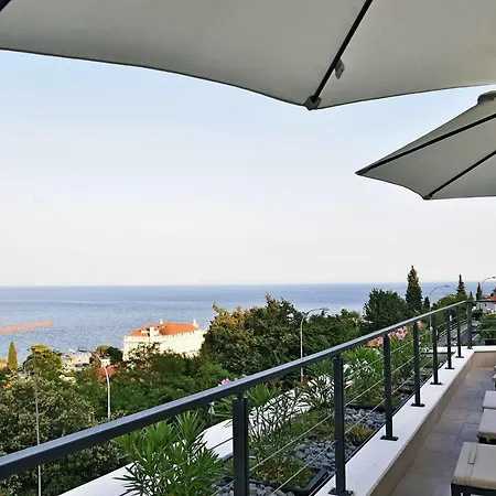 Apartment In Ziza