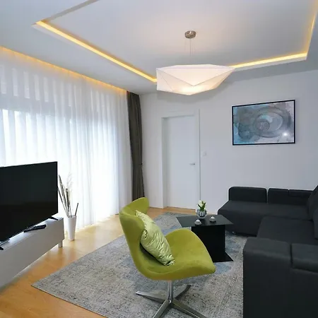 شقة In Ziza, Rooftop Swimming Pool