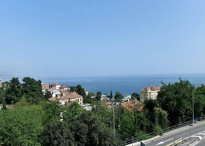 Apartament In Ziza, Rooftop Swimming Pool