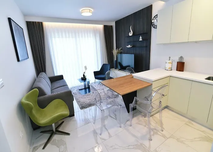 Apartament In Ziza, Rooftop Swimming Pool
