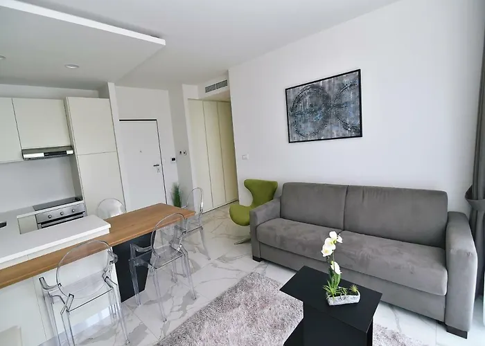 In Ziza, Rooftop Swimming Pool Appartement Opatija